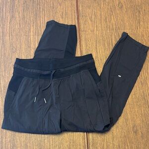 Black Jogger style lululemon Pants